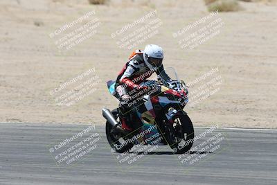 media/Apr-20-2025-CVMA (Sun) [[39090e8767]]/Race 11-500-350 Supersport (Holeshot)/